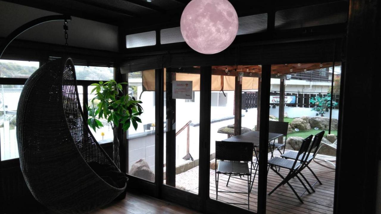 ドッグラン併設 しまなみ御殿 Imabari Railway Station Exterior foto