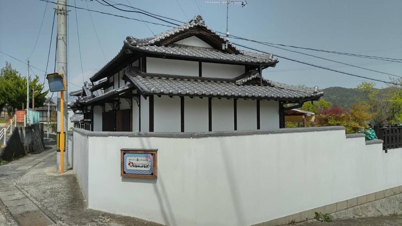 ドッグラン併設 しまなみ御殿 Imabari Railway Station Exterior foto